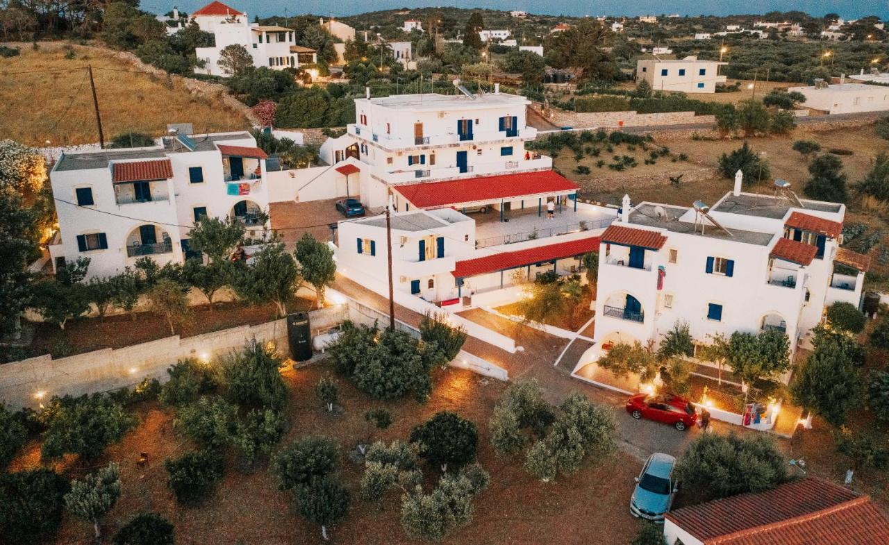 Theofilos Appartements Livadi  Exterior foto